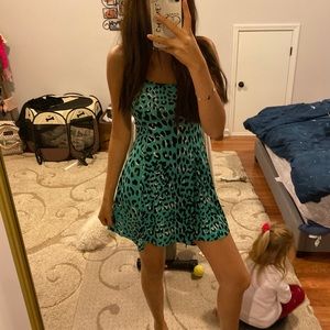 NWOT green leaopard dress